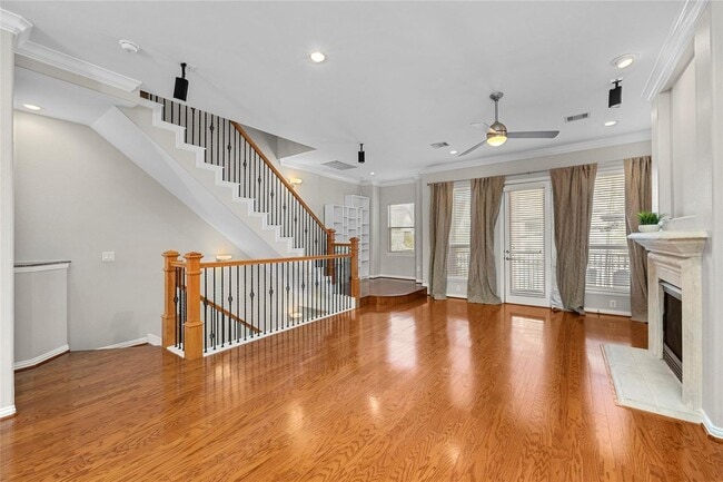 Building Photo - 3-Story Townhome in Midtown – 3BR/3.5BA with Private Balconies