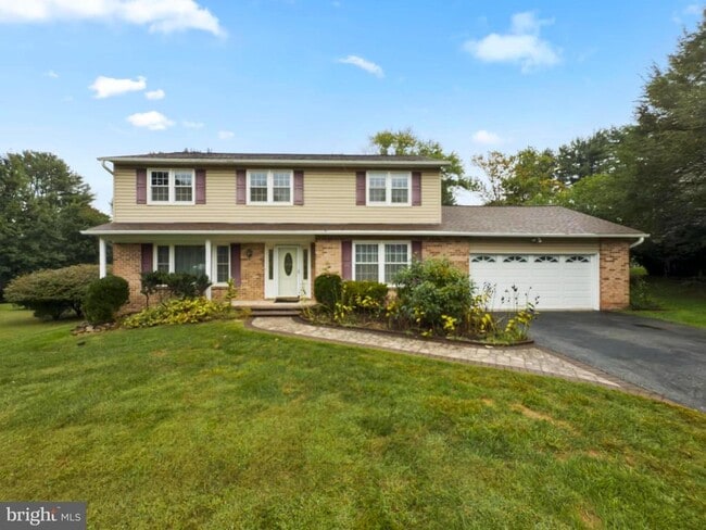 Building Photo - 10034 Chatelaine Cir