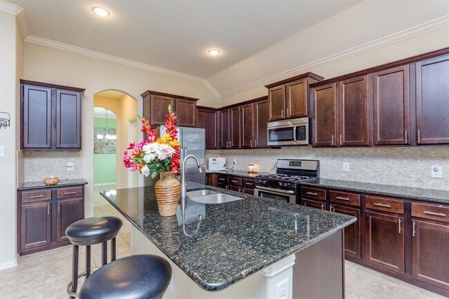 Building Photo - 3707 Cactus Field Ln