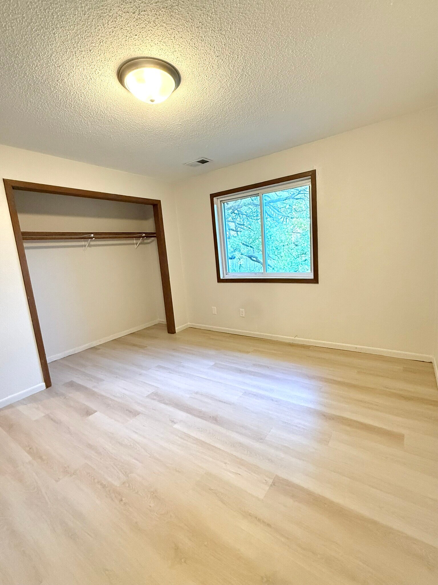 Bedroom 3 - 6531 Channel Rd NE