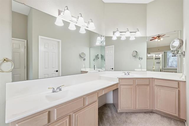 Building Photo - 1417 Grimes Dr