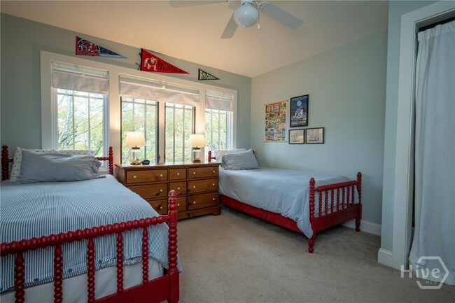 Building Photo - 290 Milledge Cir