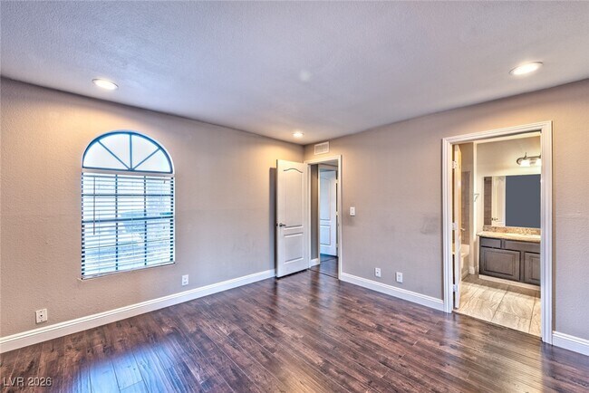 Building Photo - 4050 Pacific Harbors Dr