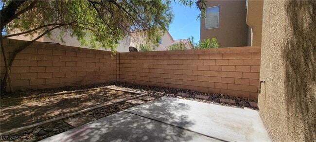 Building Photo - 8364 Oppenheimer St