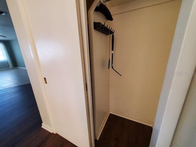 Building Photo - 1450 Appian Dr