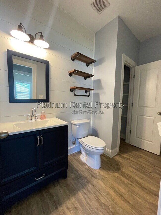 Building Photo - 3215 Summerpoint Crossing