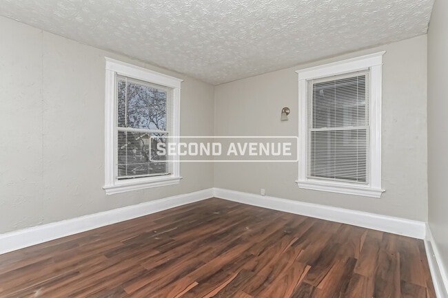 Building Photo - 671 Franklin St