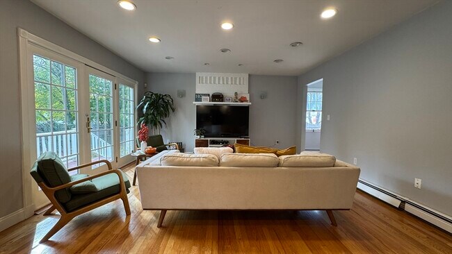 Building Photo - 154 Wiswall Rd