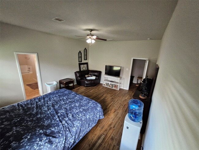 Building Photo - 1608 Groce Ln