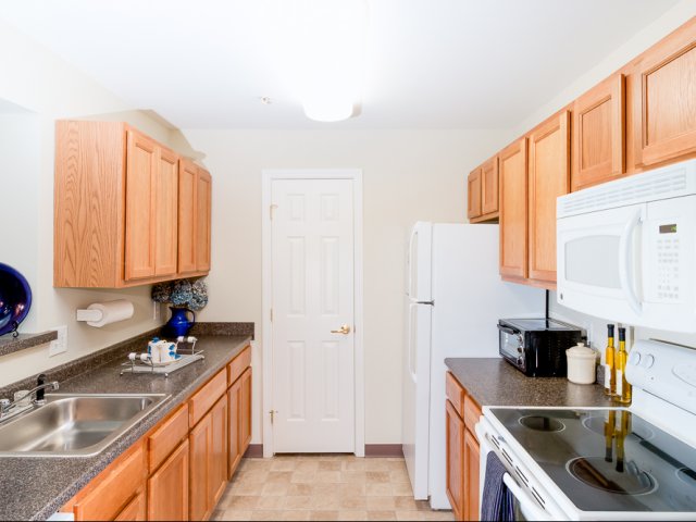 Emerson Place - Lebanon Nh Apartment Finder