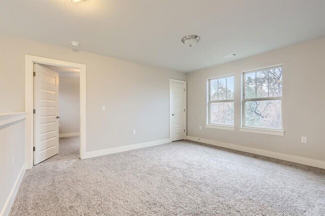 Building Photo - 10610 Wills Lp