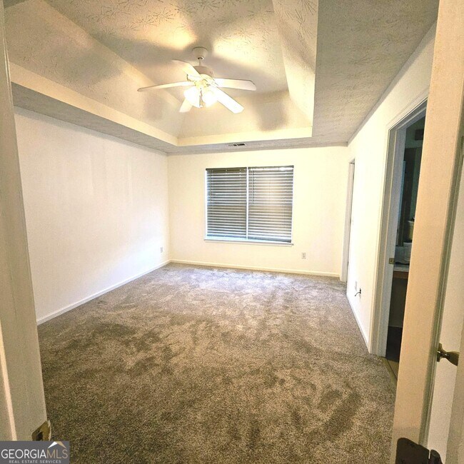 Building Photo - 1278 Labrador Ln