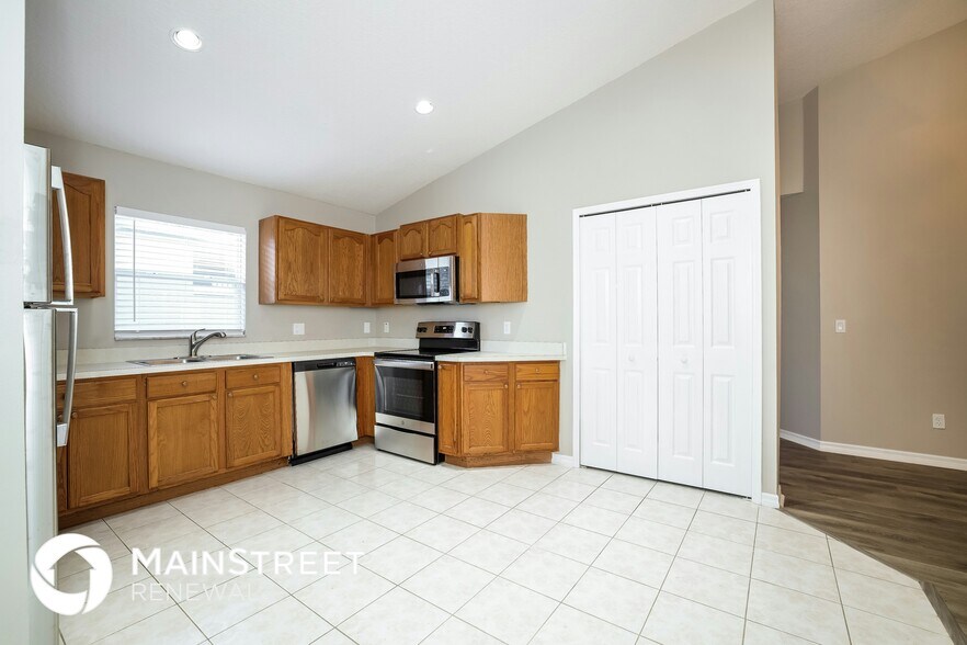 Building Photo - 5019 Terra Vista Way