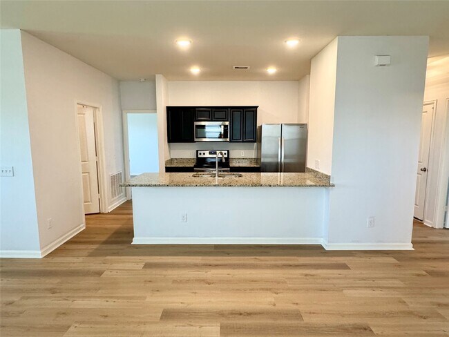Building Photo - 10141 Pappas Dr