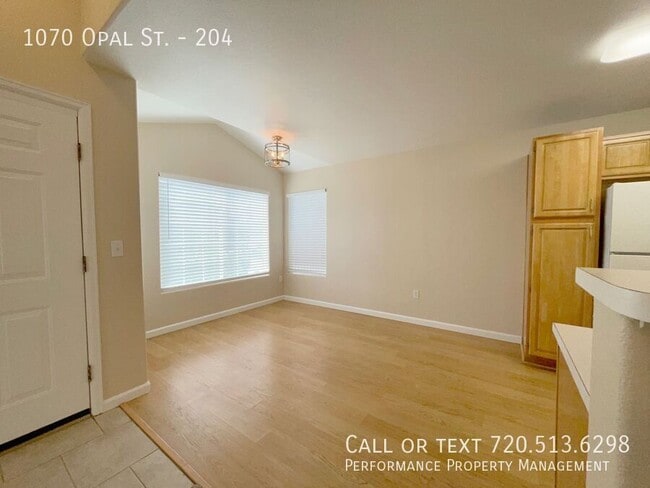 Building Photo - 1070 Opal St