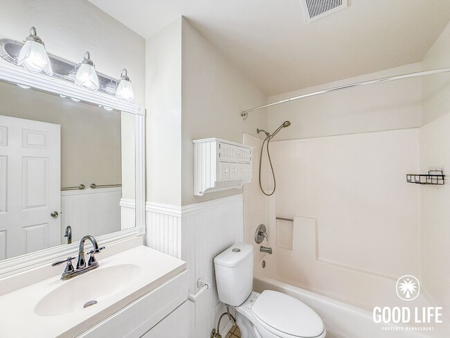 Building Photo - Serene 2BD/2BA End Unit Condo in Carmel Valley with Community Pool & Detached Garage