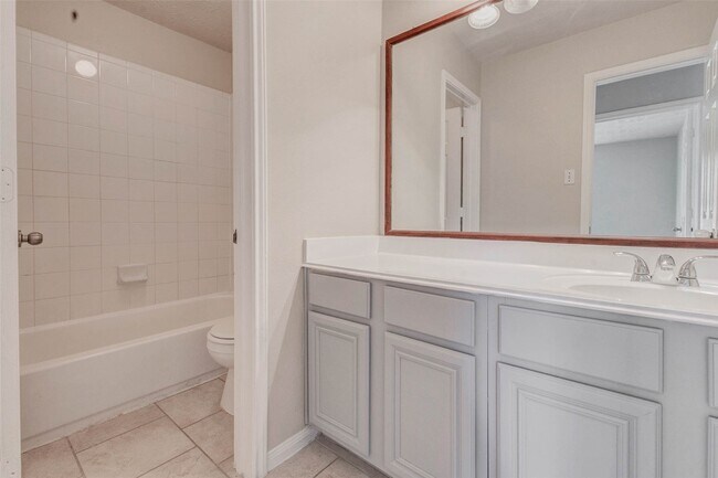 Building Photo - 3434 Fiorella Way