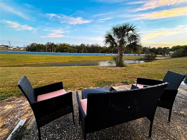 Building Photo - 223 Coco Plum Dr