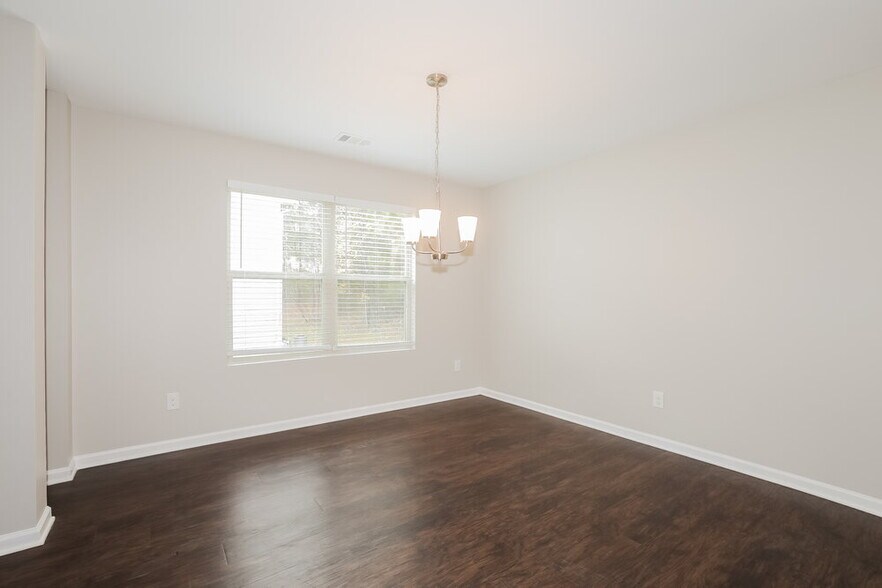 Building Photo - 155 Rockingham Dr