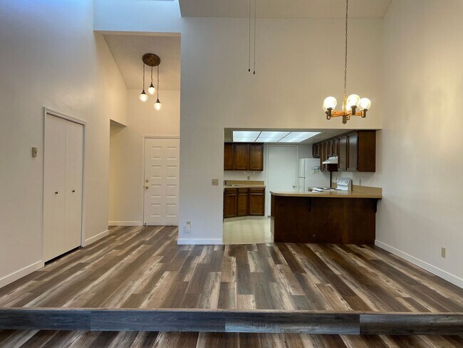 Building Photo - K14111 A &amp; B