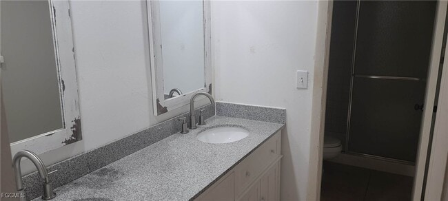Building Photo - 12345 Woodrose Ct