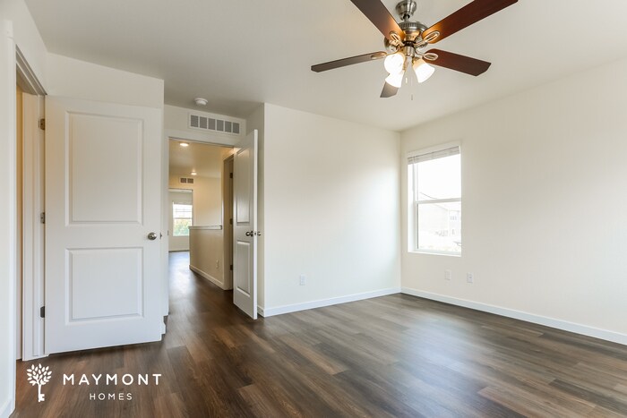 Building Photo - 13471 Oneida Ln