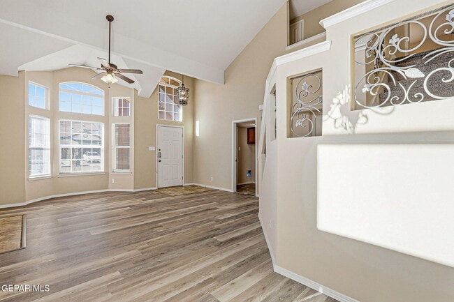 Building Photo - 10910 Acoma St