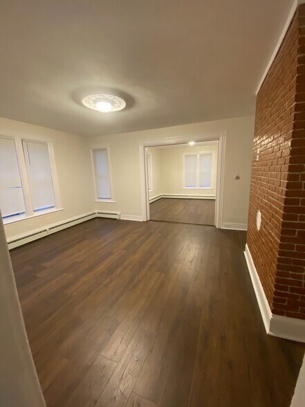 Building Photo - 53 Sumner St