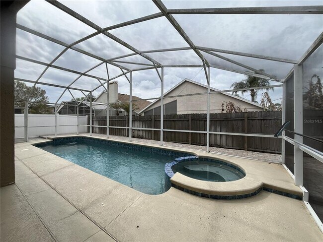 Building Photo - 12412 Castlemain Trail