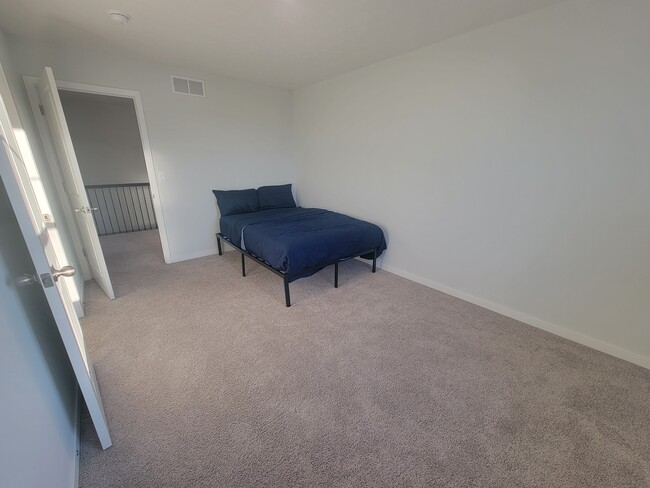 Building Photo - 131 Natalie Ln