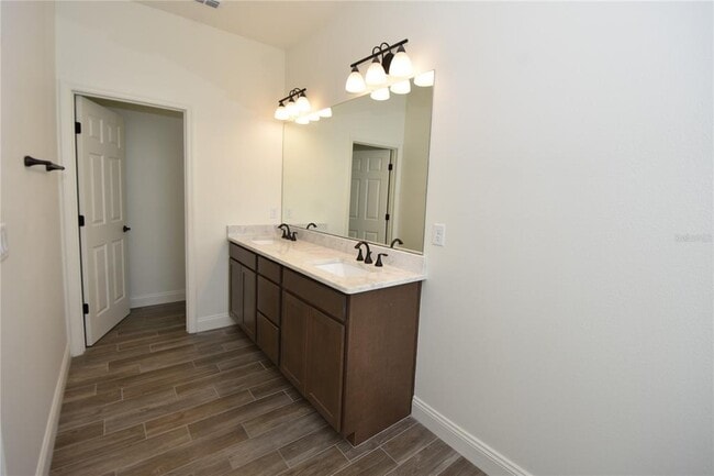 Building Photo - 1 Ziegler Pl