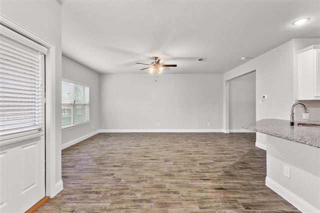 Building Photo - 6820 Topaz Dr