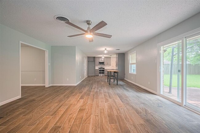 Building Photo - 9011 Bintliff Dr