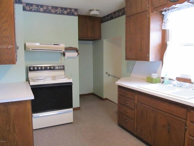 Building Photo - 99 4th St