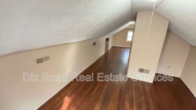 Building Photo - 1891 Stahlheber Rd