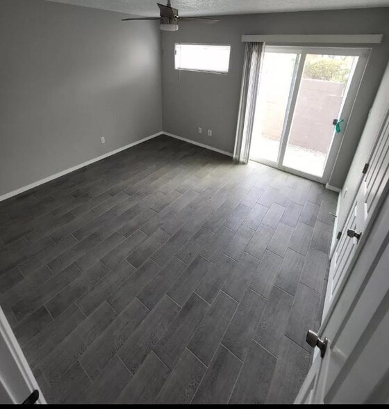 Building Photo - 317 Princeton Dr SE