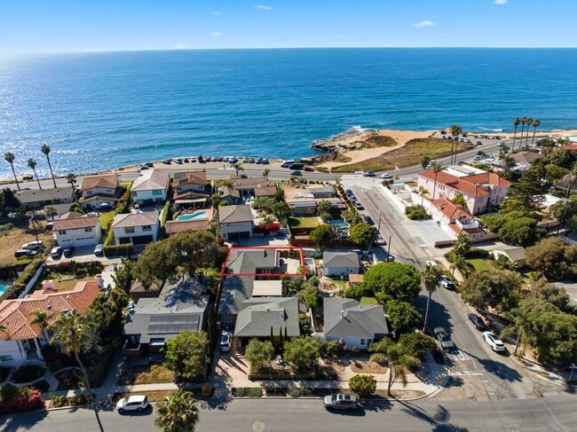 Building Photo - 1184 Devonshire Dr