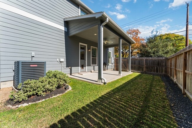 Building Photo - 2607 Nicholson St