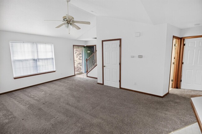 Building Photo - 5342 Godas Cir