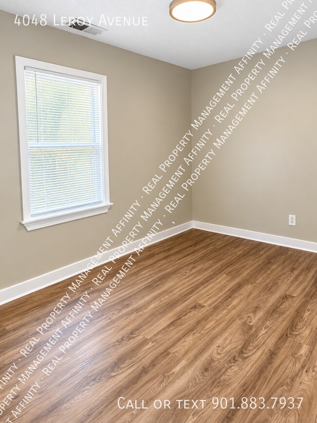 Building Photo - 4048 Leroy Ave