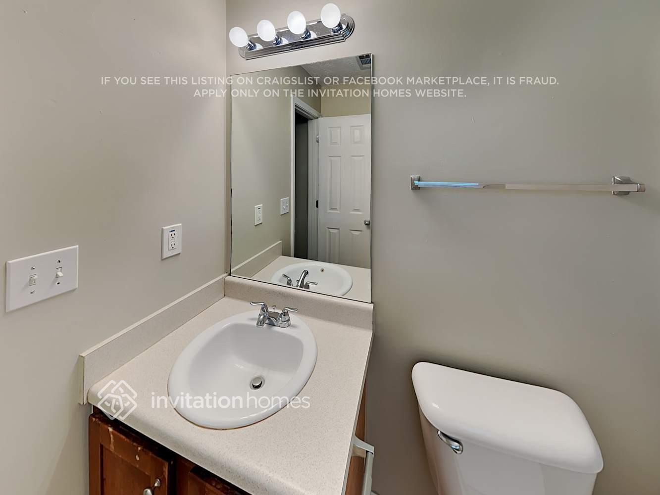 Building Photo - 661 Tipperary Rd