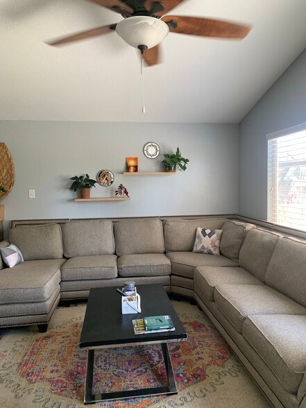 Building Photo - 11584 Oswego St