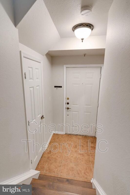 Building Photo - 12813 Fair Briar Ln