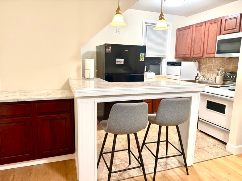 Building Photo - 3023 Harvard Ave