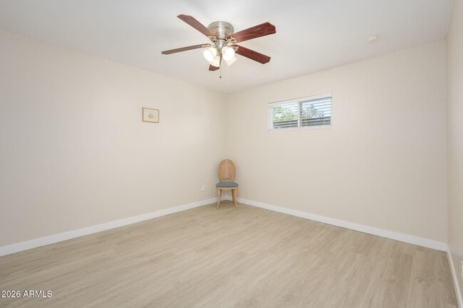 Building Photo - 903 W Missouri Ave