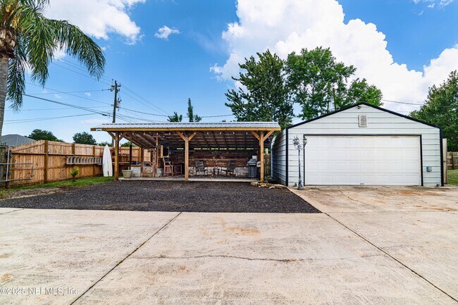 Building Photo - 6681 Brown Rd