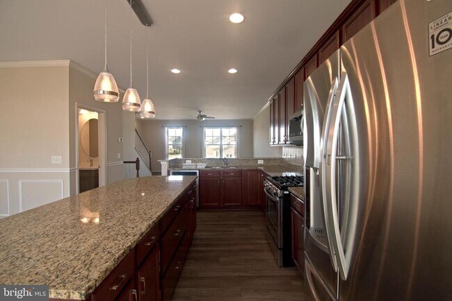 Building Photo - 105 Gristmill Ct