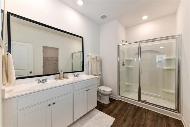 Building Photo - 12006 Crosswicks Rd