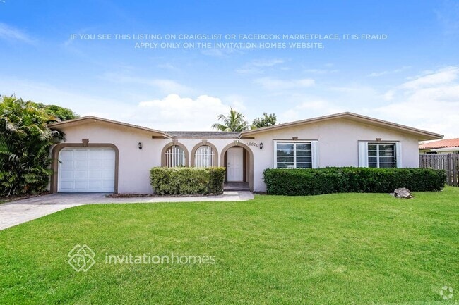 Building Photo - 16620 SW 93rd Ave