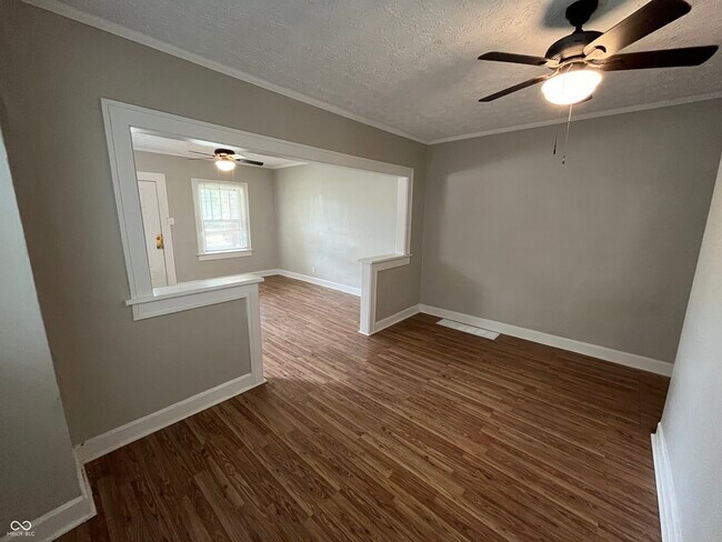 Building Photo - 560 Udell St